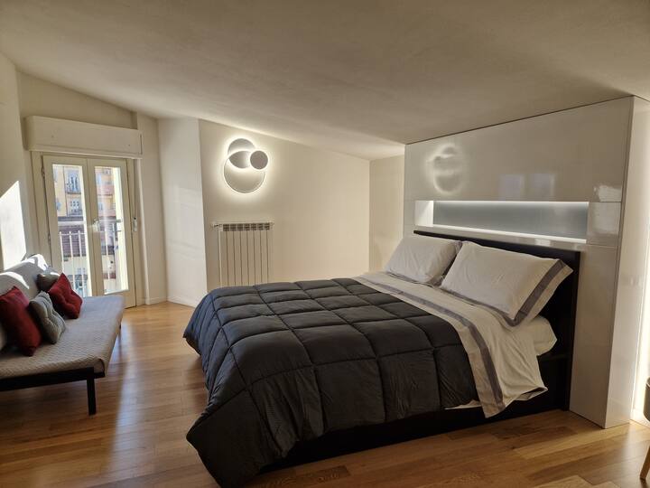 საძინებელი 1