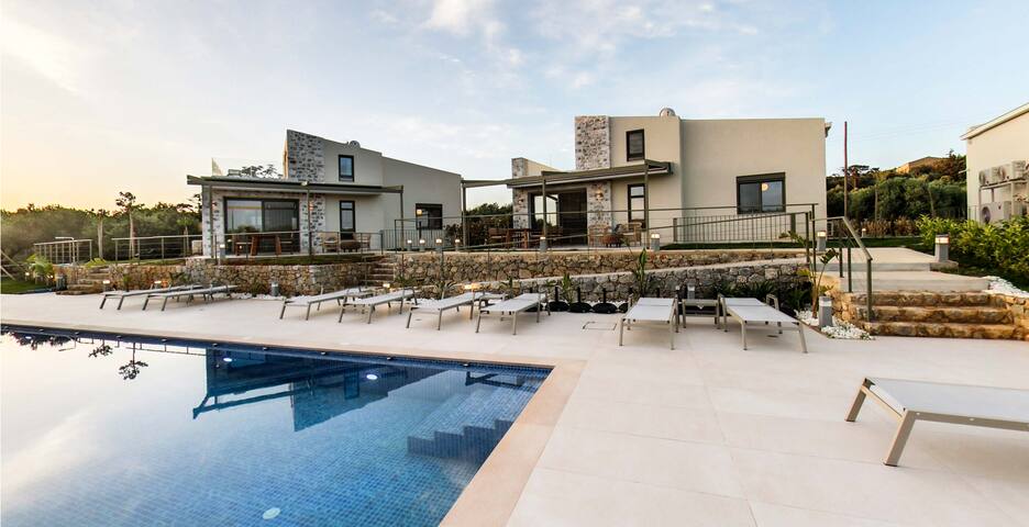 Ariadne Villa/Gerani near the beach gallery image 3