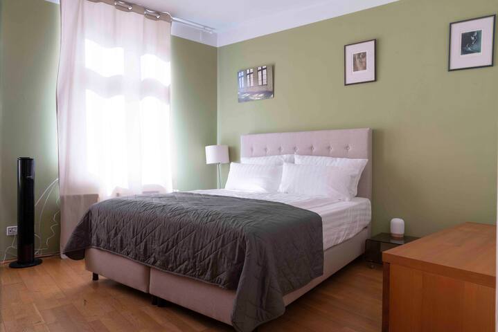 Elegant Apartment gallery image 2