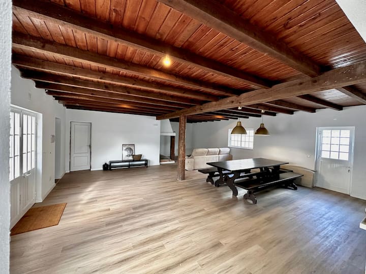 House With Pool | Up To 14 Guests - Batalha