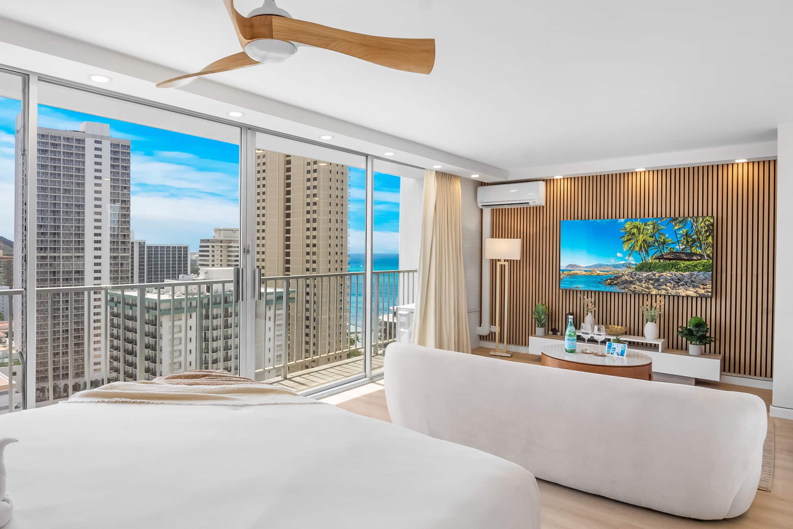 Condo in Honolulu · ★4.82 · Studio · 1 bed · 1 private bath - Image 61