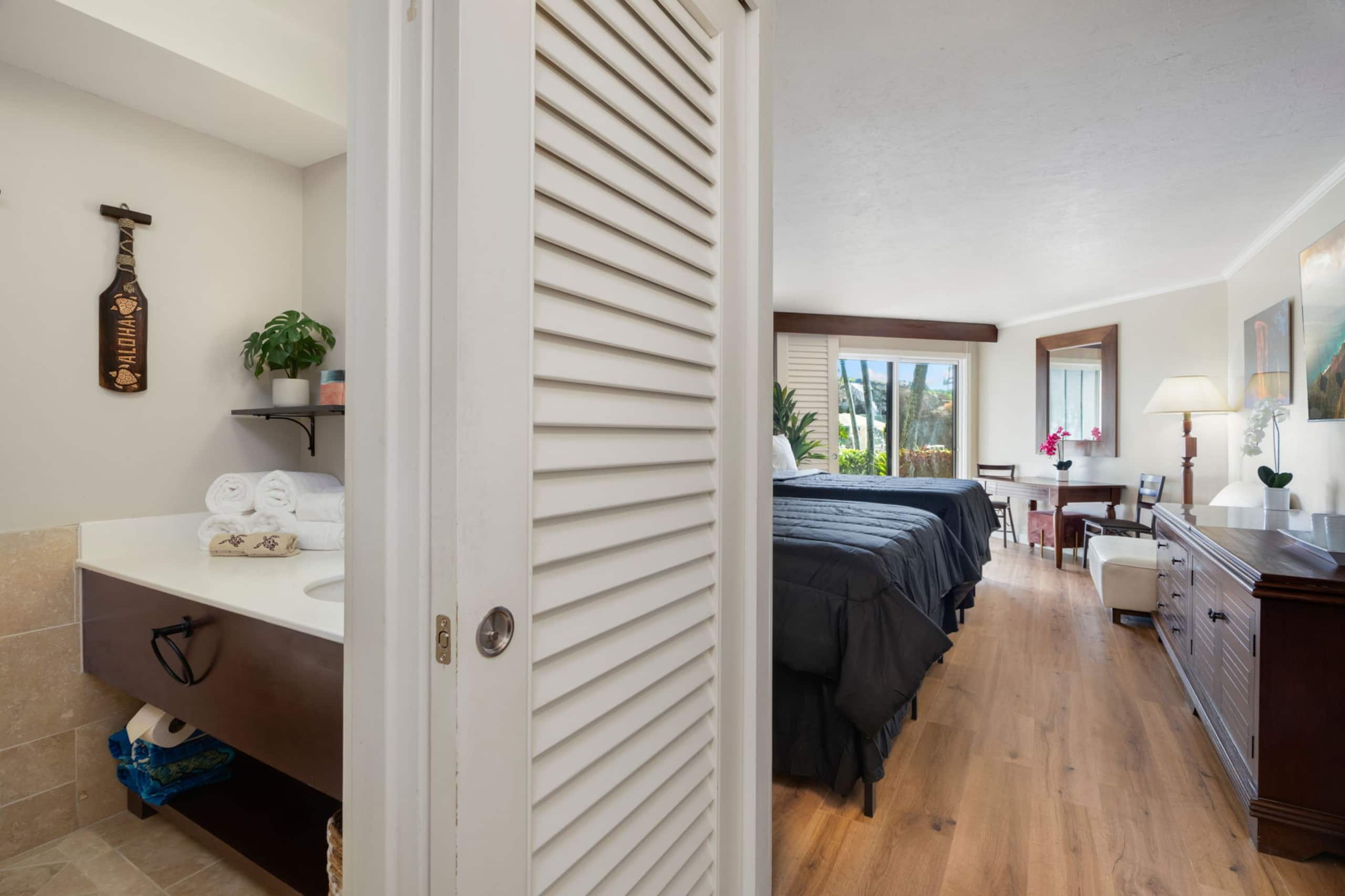 Condo in Lihue · ★4.88 · 1 bedroom · 1 shared bath - Image 10