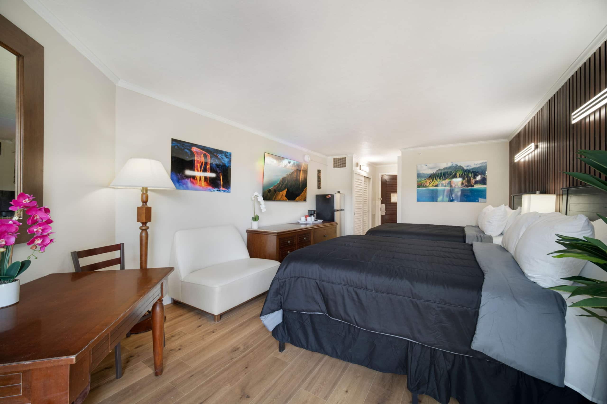 Condo in Lihue · ★4.88 · 1 bedroom · 1 shared bath - Image 3