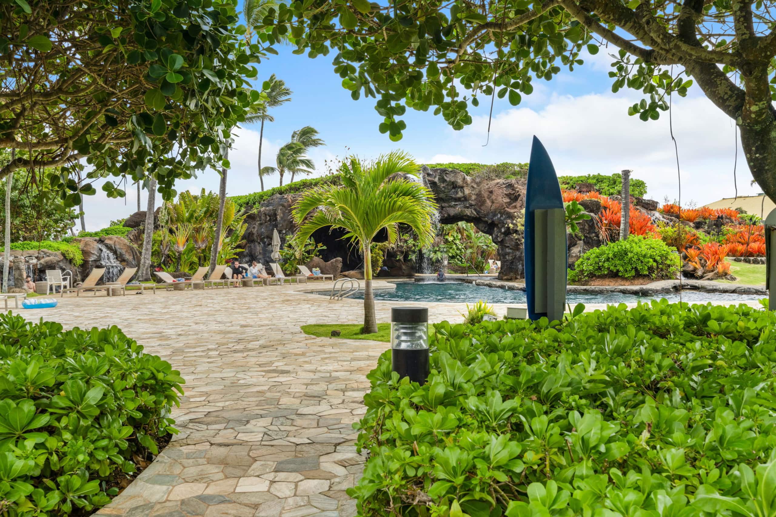 Condo in Lihue · ★4.88 · 1 bedroom · 1 shared bath - Image 34