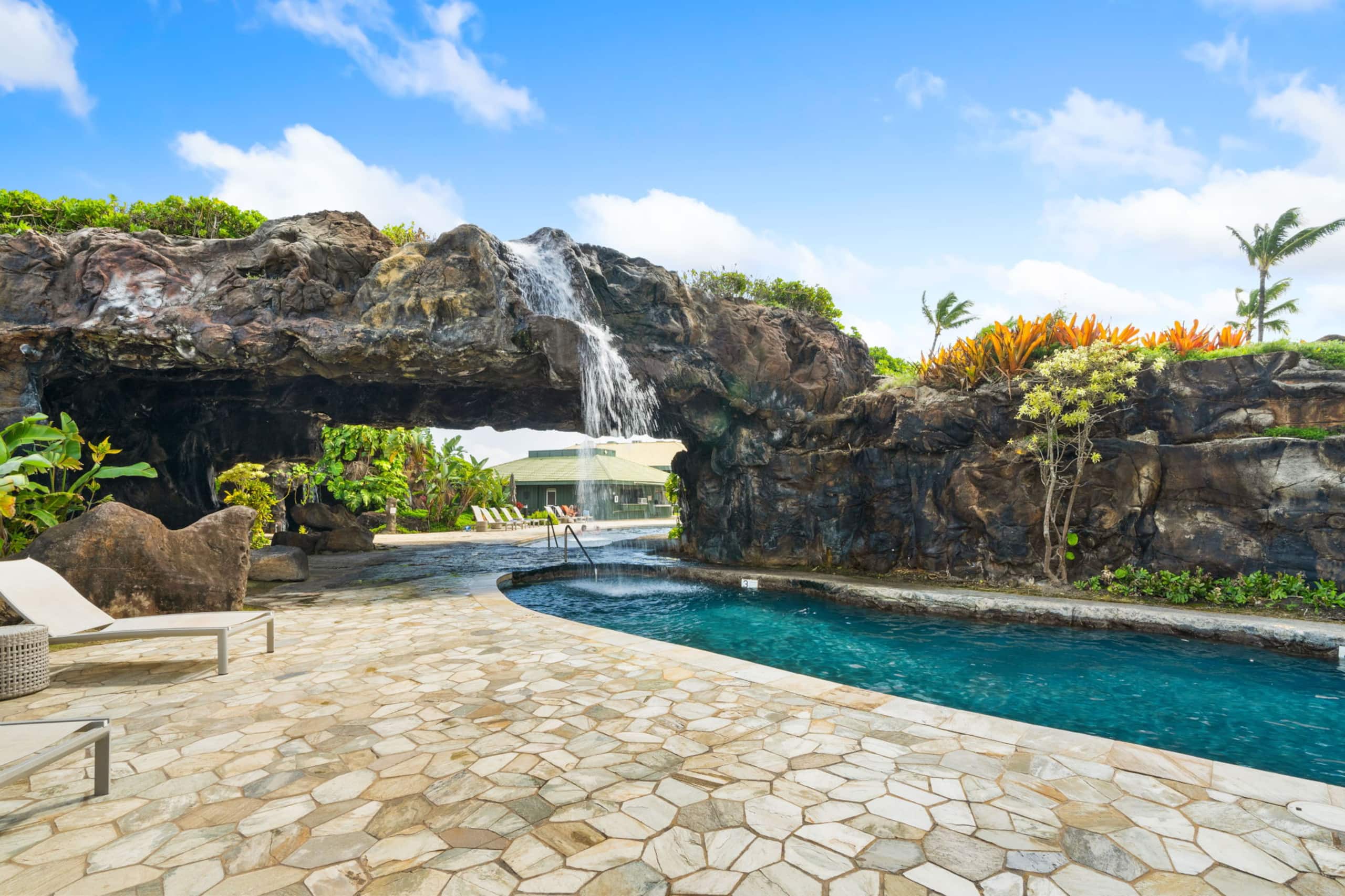 Condo in Lihue · ★4.88 · 1 bedroom · 1 shared bath - Image 30