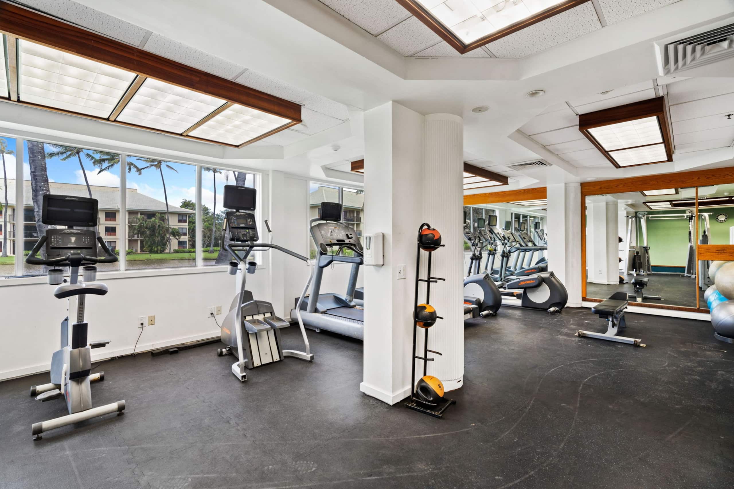 Condo in Lihue · ★4.88 · 1 bedroom · 1 shared bath - Image 56
