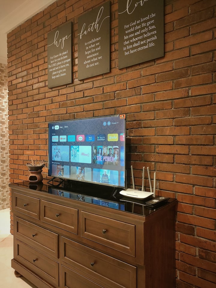 Studio Super Family  S8, Omah Kampoeng - Salatiga