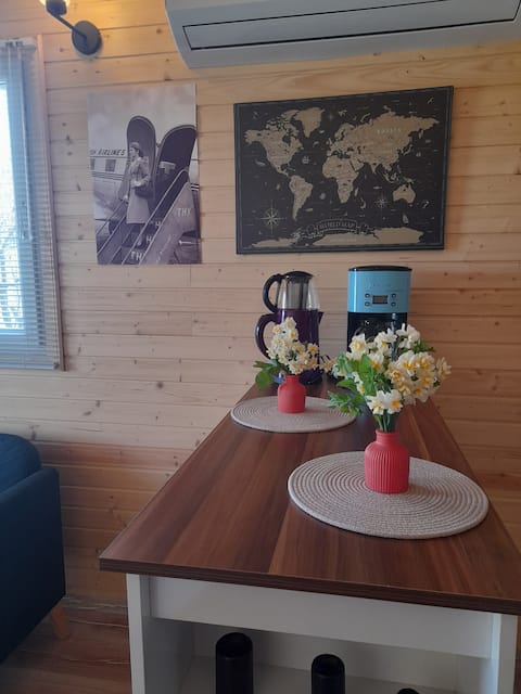 Popular Airbnb listing: 07 Airlines Unique Sunset in Urla