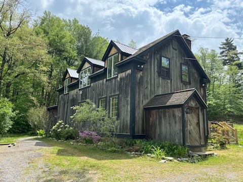 Charming Vermont Retreat