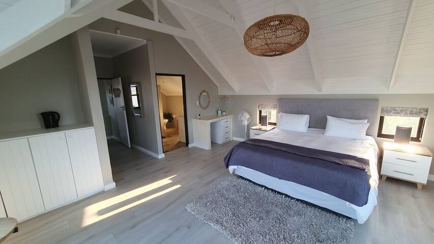 whale of a time! Klein slangkop Kommetjie. gallery image 2