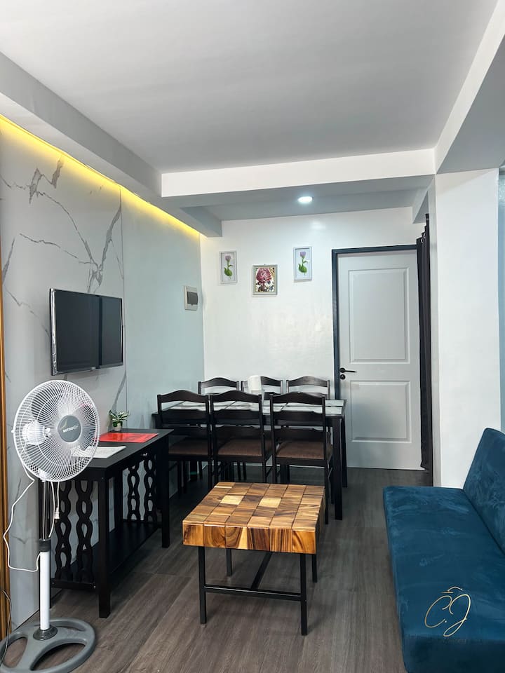 Cj-i Diamond -Parking, Sm, 1gb/s, Netflix, Balcony - Subic