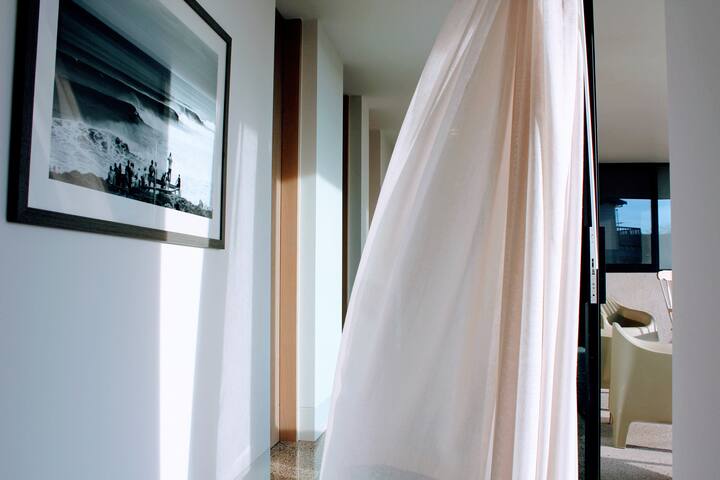 Bay Views & Sunsets gallery image 4