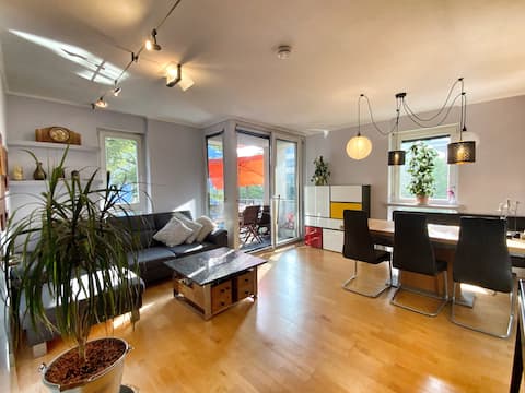 Leistungsstarkes Airbnb: Munich central and cozy in Schwanthalerhöhe