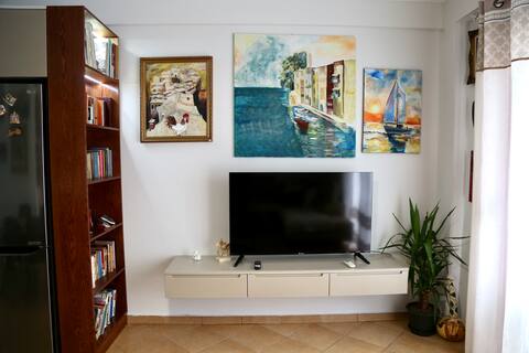 Successful Airbnb property: Stay at an artist's place! in Kashar