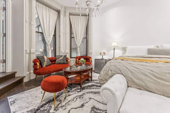 Modern French Luxury Condo by Midtown Central Park