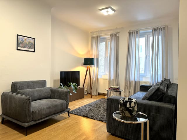 Downtown Opera | Contemporary living