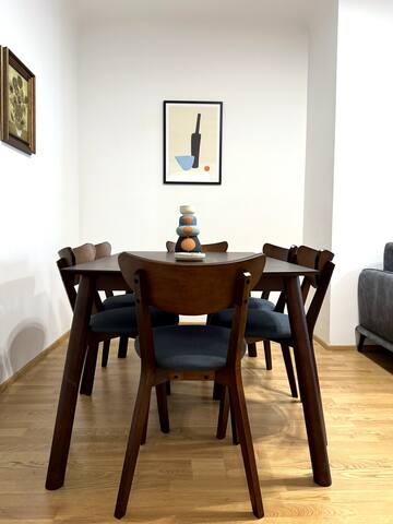 Downtown Opera | Contemporary living gallery image 3