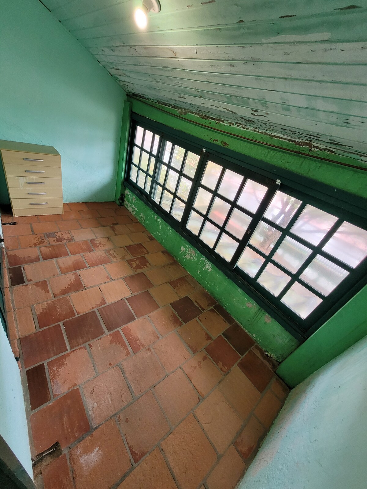 საძინებელი 4