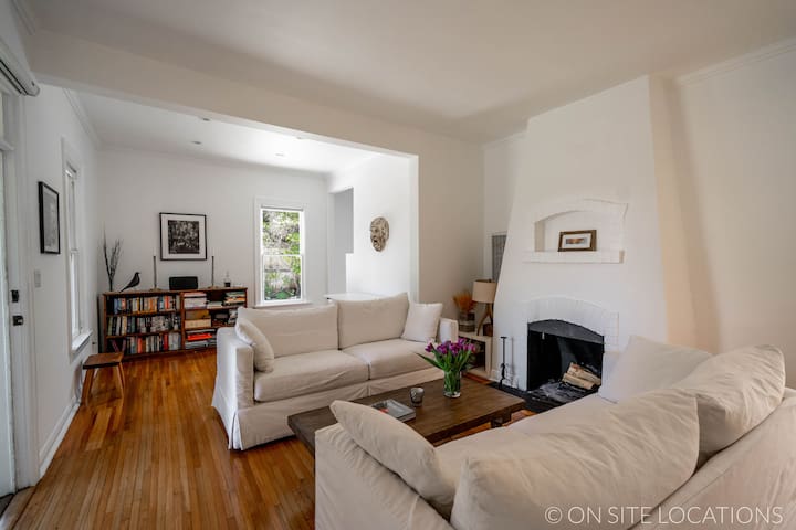 40% off in December “One of the last Farmhouses”