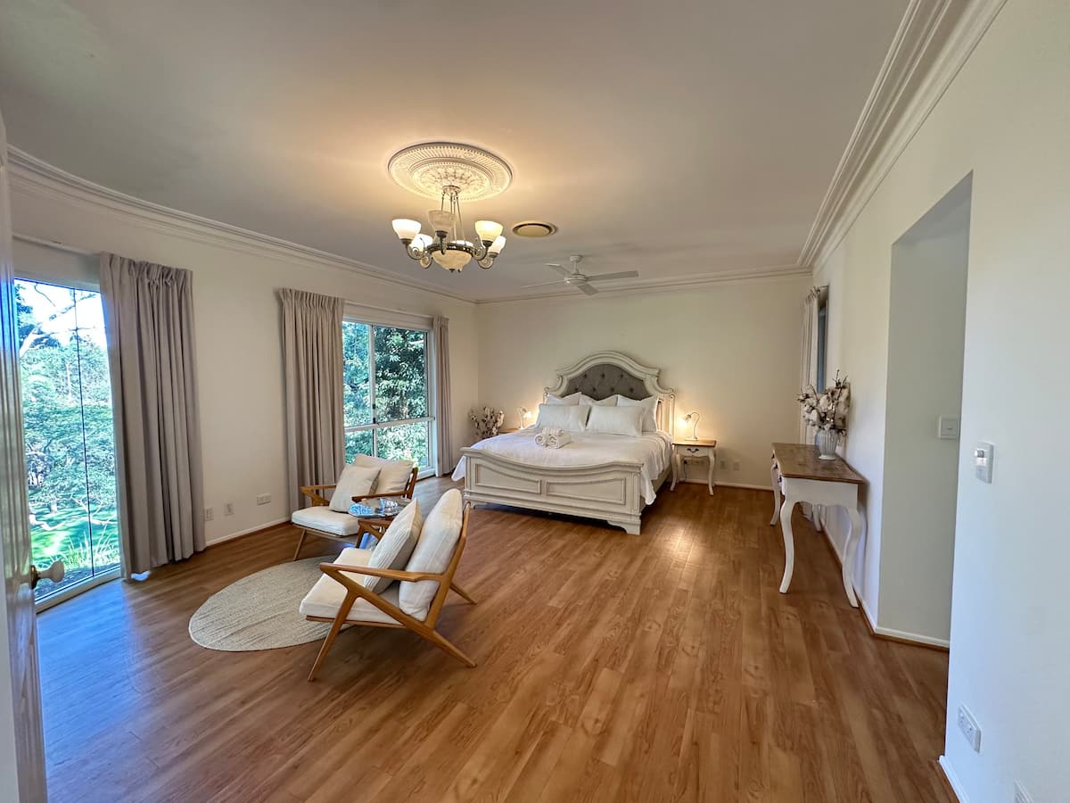 Thornbird Estate holiday home — photo via the host's Airbnb listing