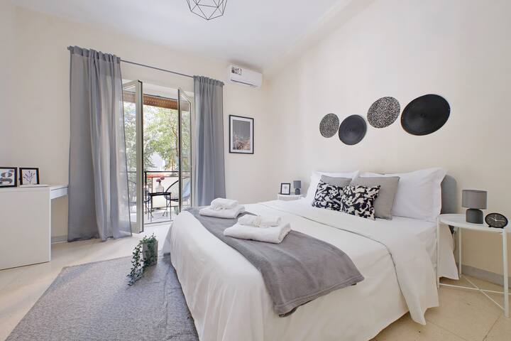 Cozy Apartment in Pigneto [Metro •Tram] gallery image 3