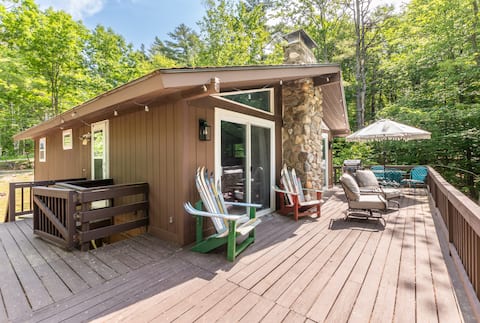 New - Hickory Hideaway Chalet - Gilford, NH