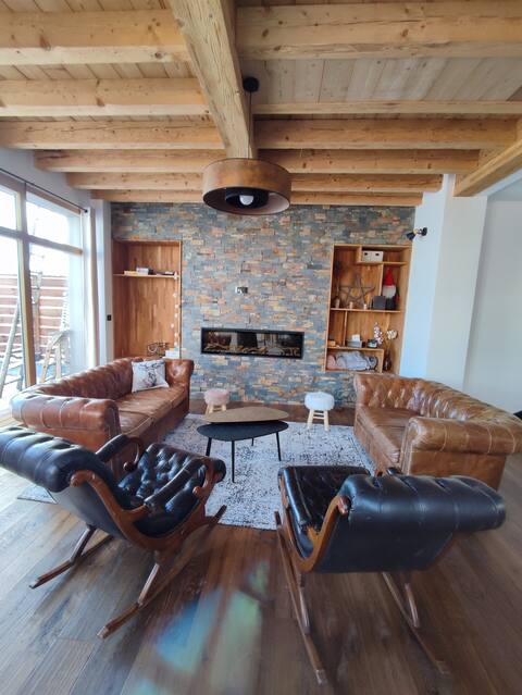 15 person cottage
