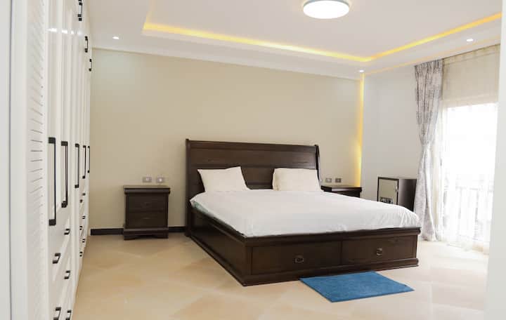 California King Bed