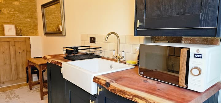 The Little Mews - Moreton-in-Marsh