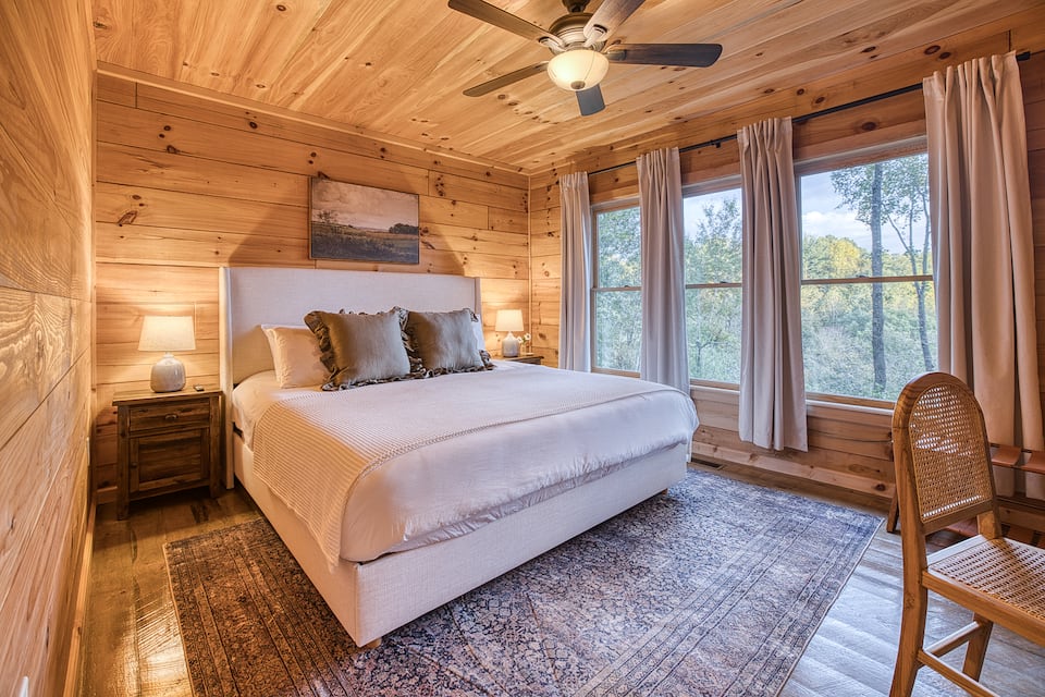 The Buck and Horn, a log cabin by a creek, Ellijay, Georgia, United States, photo 7 of 10