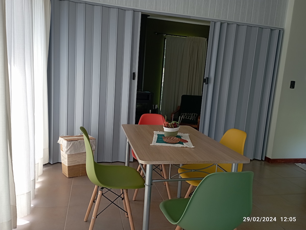 Top Airbnb: Casa Verde pool, large park, 4 guests in Canelones