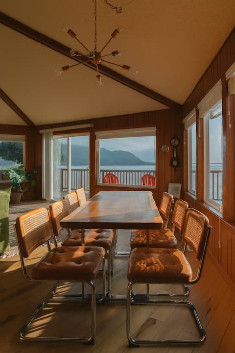 Secluded, Luxury Hot Tub, King Beds, EV, Pets OK