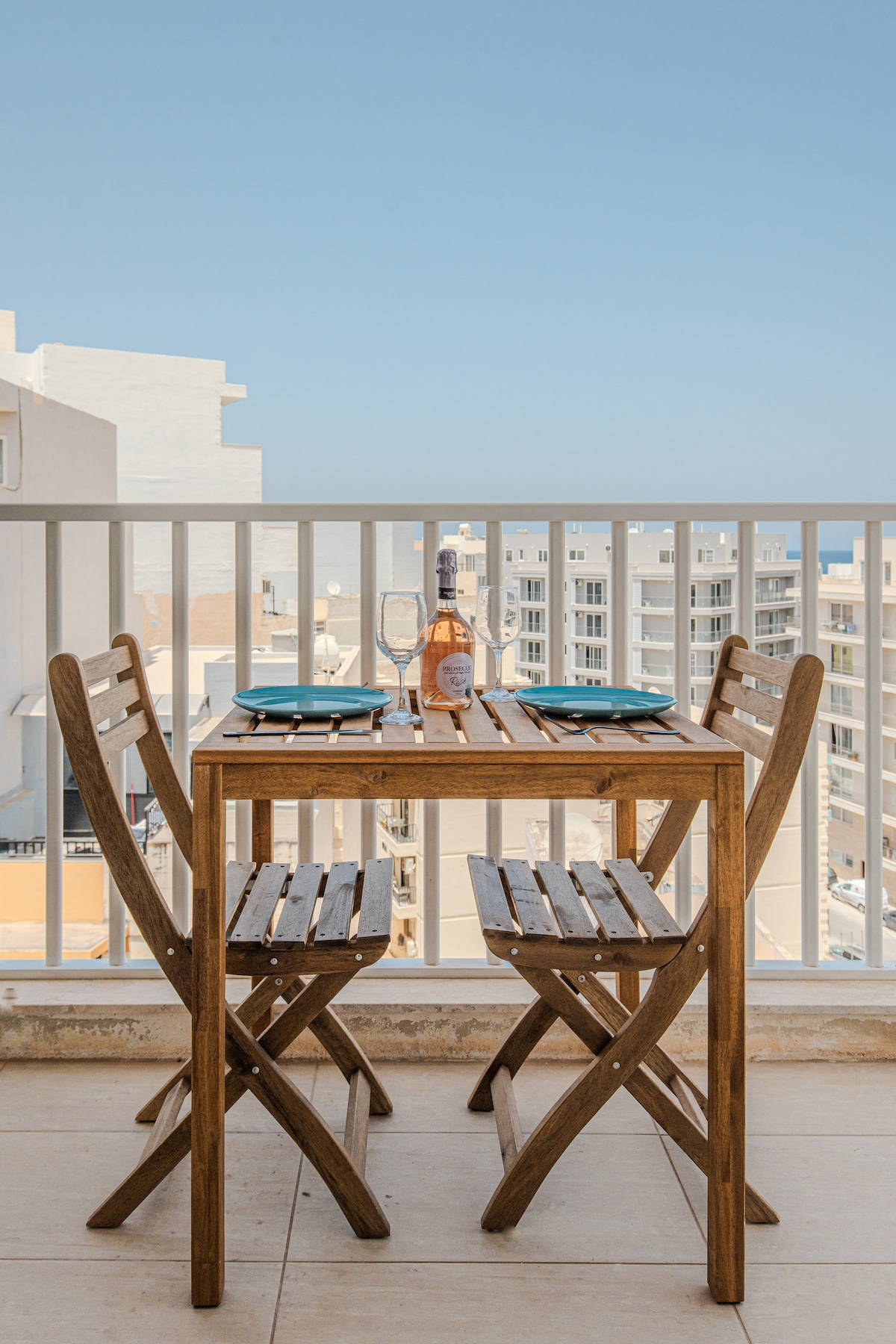 Wonderful Sunny Apartment