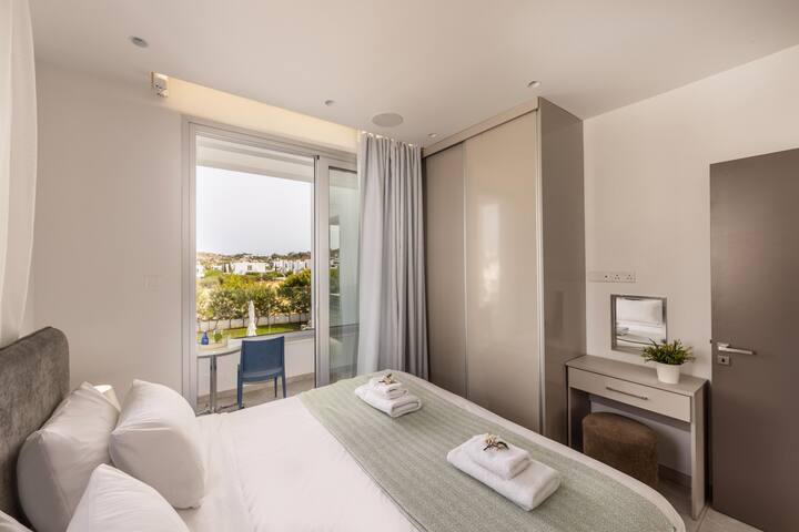 غرفة النوم 2