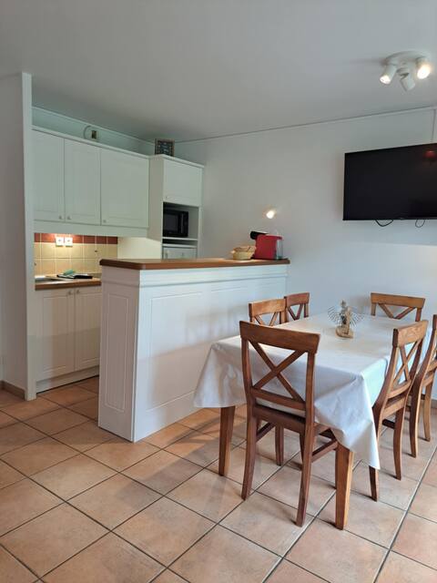 Apartment for 6 people in a nice residence with pool