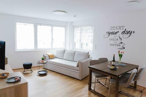 Leistungsstarkes Airbnb: New building apartment Poppy in Brigittenau