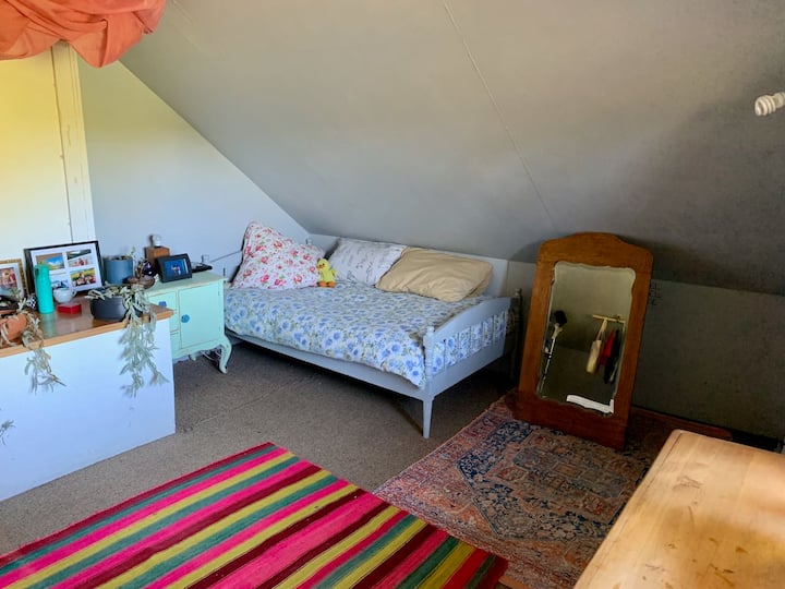 საძინებელი 3