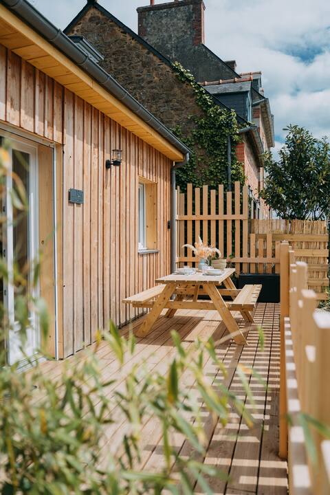 Palus Beach Lodge with Sauna & Balneo