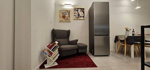 Annuncio Airbnb popolare: Casa Tua: Direct M1 Metro to Duomo & Rail Stations a Sesto San Giovanni