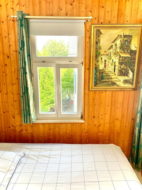 Complete apartment - 20 min to Frankfurt