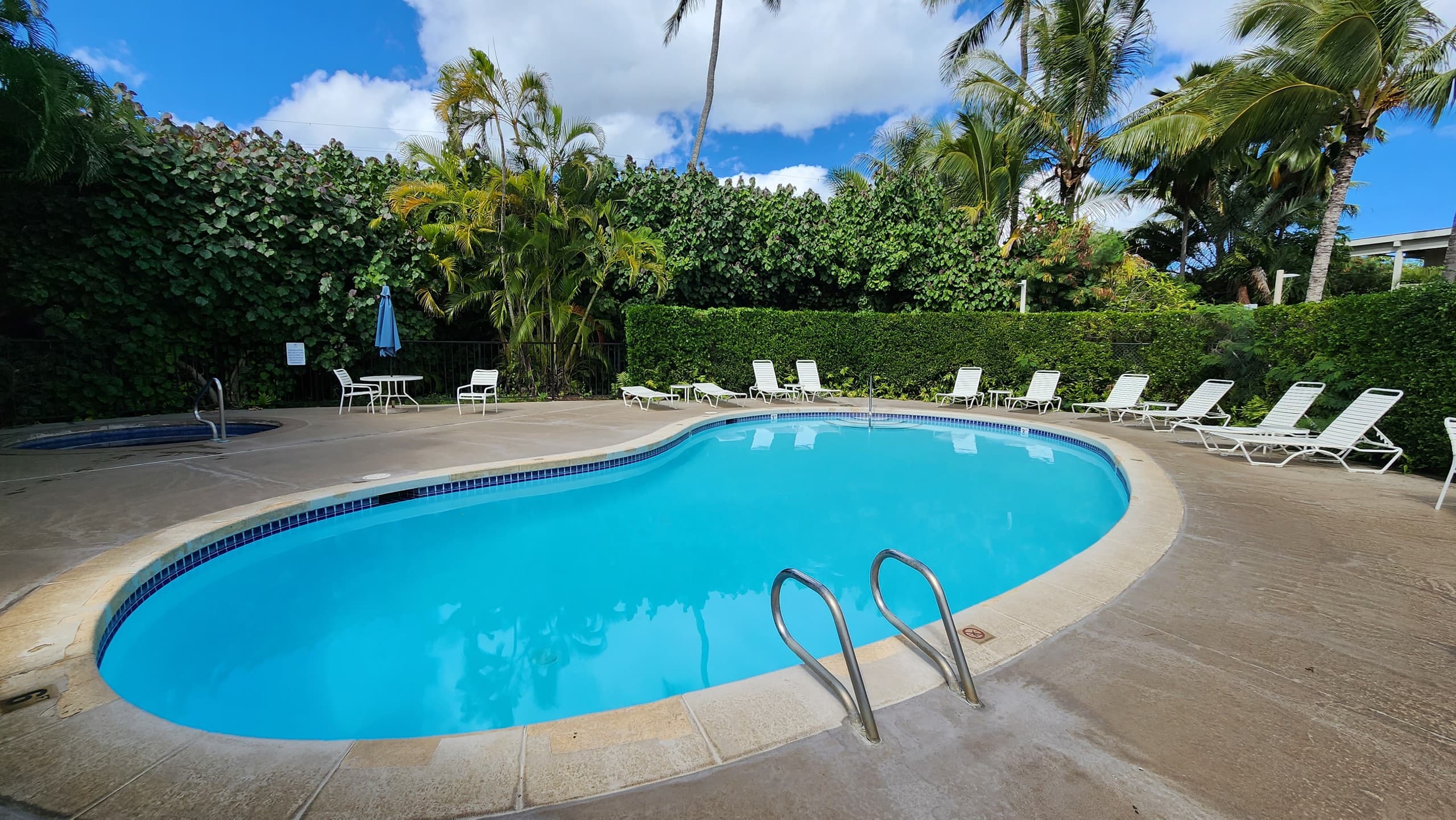 Renovated 1BR Coconut Coast Getaway w/ A/C - Photo 58