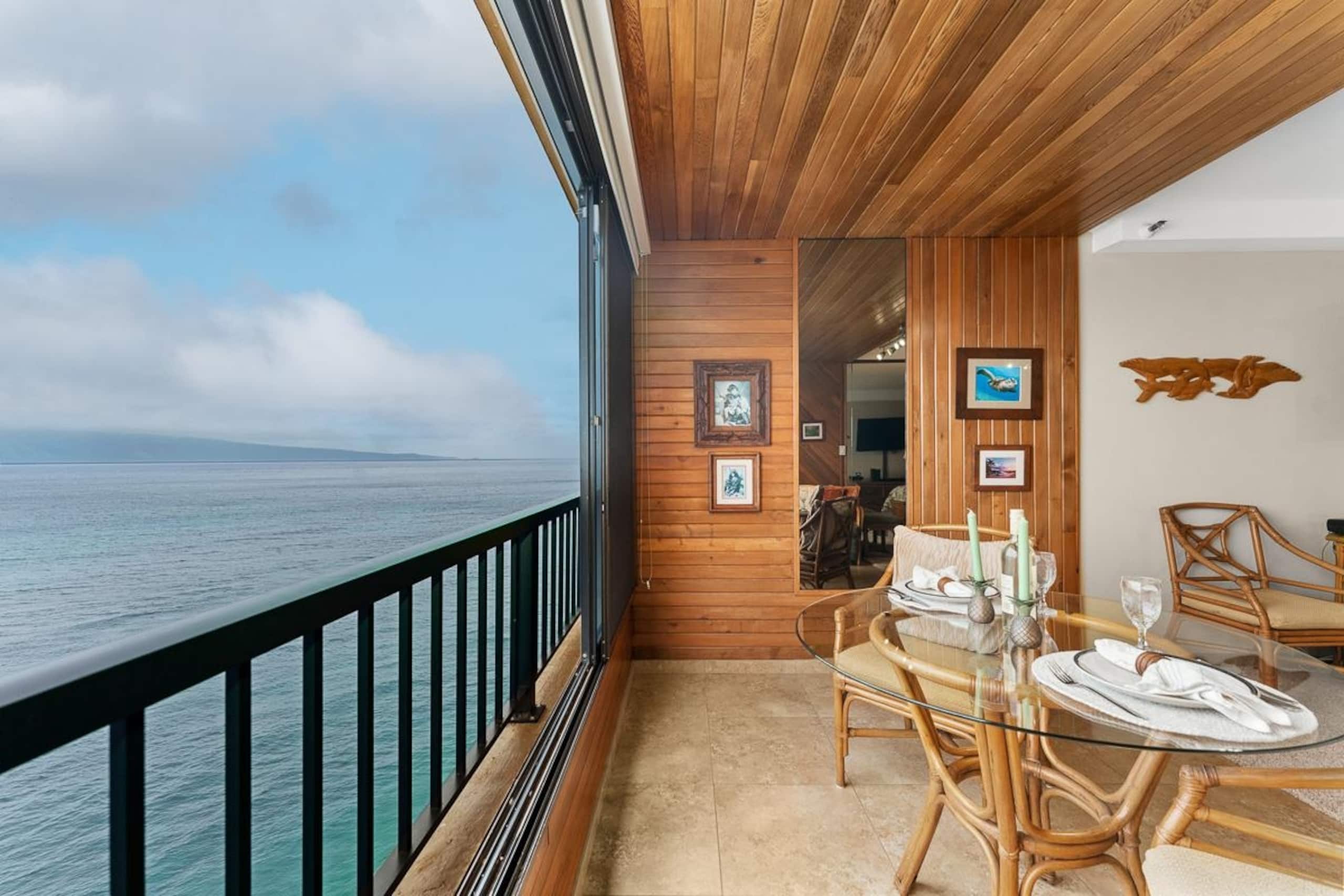 Condo in Lahaina · ★4.96 · Studio · 2 beds · 1 private bath - Image 5