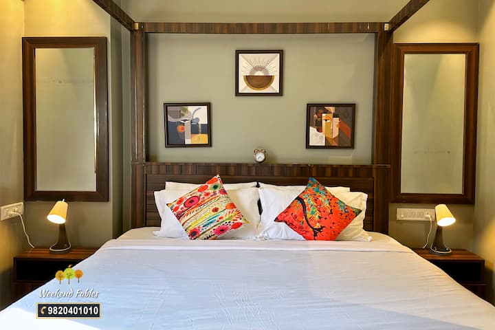 Las habitaciones están cuidadosamente diseñadas para evocar un ambiente acogedor y acogedor, prometiendo la máxima comodidad que ofrece un entorno tranquilo. Cada dormitorio cuenta con una cama tamaño king, aire acondicionado, armario y baño adjunto.