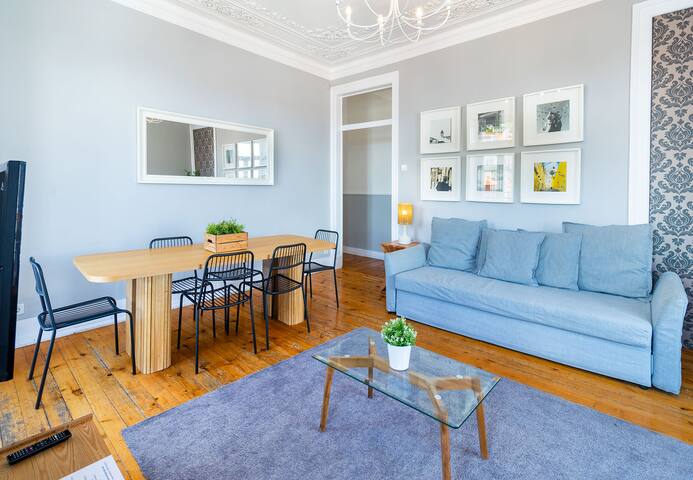Bairro Alto w/ View up to 20guests by Central Hill gallery image 4
