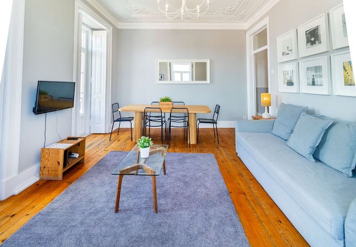 Bairro Alto w/ View up to 20guests by Central Hill gallery image 3
