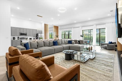 15Bd/15.5 Ba Sleeps 40! Paradise Grande (6313 SS)