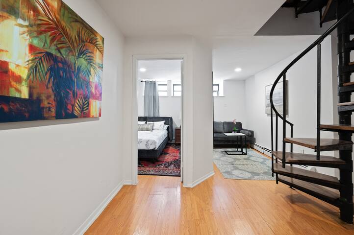 Stylish Duplex Loft with Private Patio gallery image 5