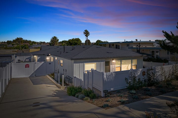 Carlsbad 2br Villa- 1 Block To Beach, Private Yard - Carlsbad, CA