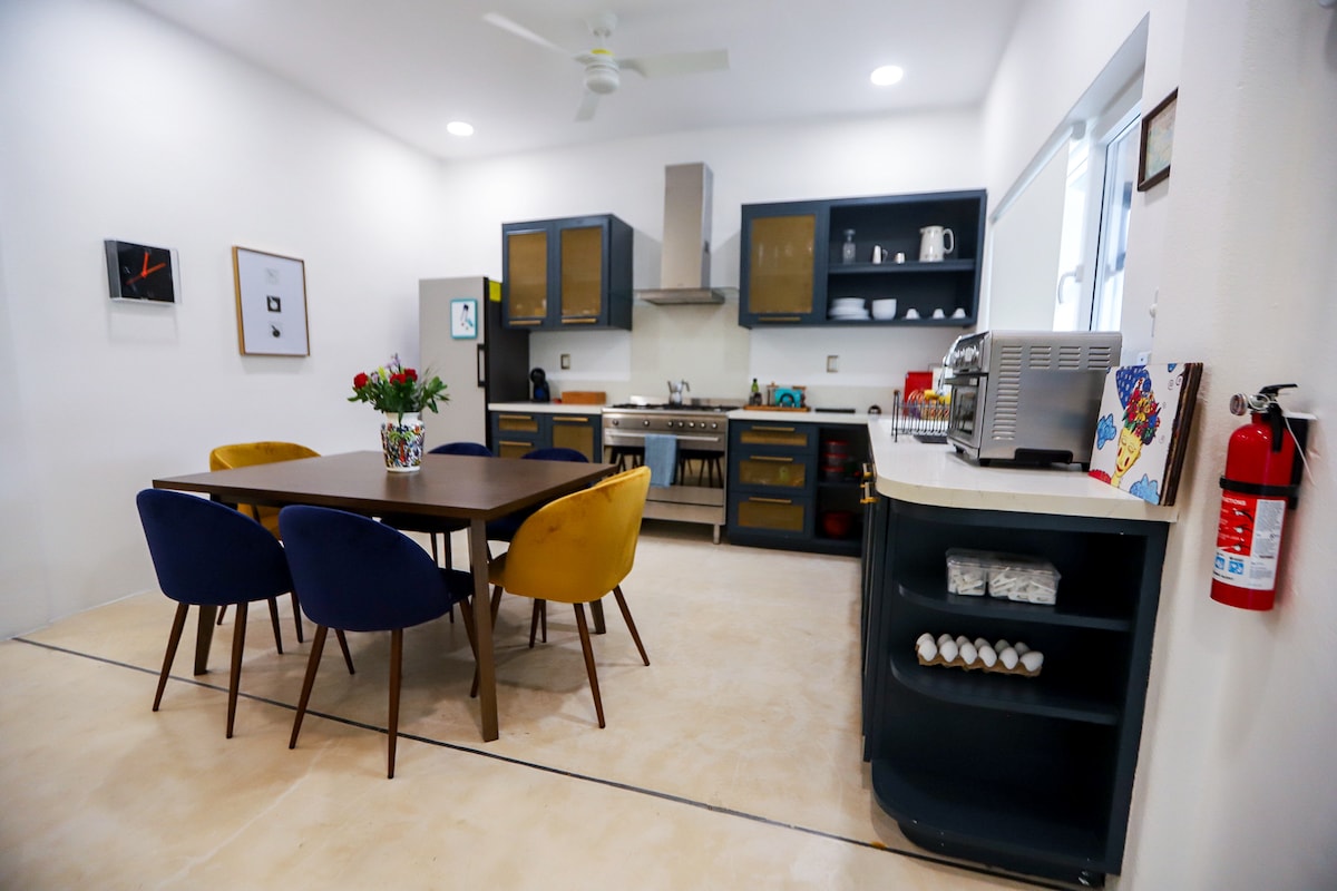 Top performing Airbnb: San Francisco 2BR House in Infonavit Colosio