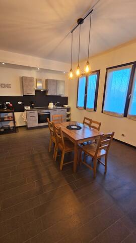 AK Homes – Entire House, close to the airport gallery image 4